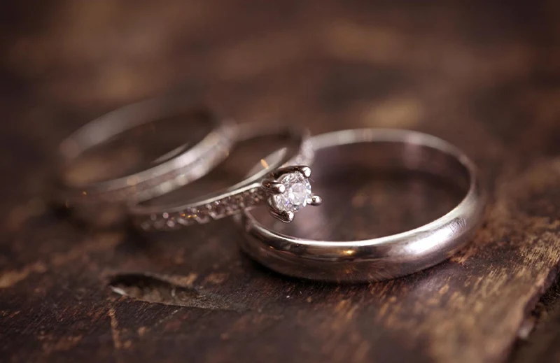 Historia de los anillos de matrimonio
