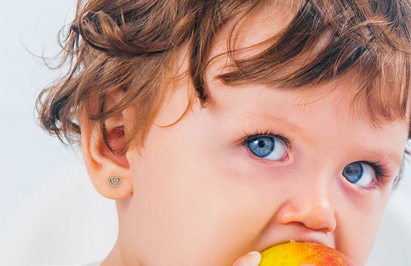 consejos para comprar aretes de bebé